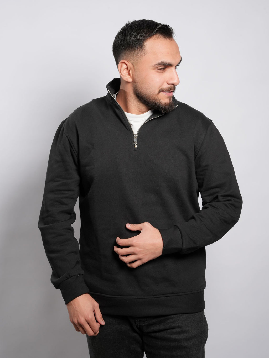 BASIC QUARTER-ZIP SWEATSHIRT